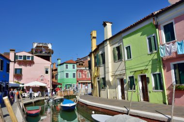Burano Adası