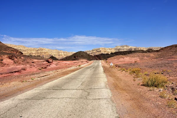 Çölde yol — Stok fotoğraf