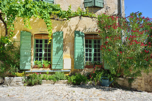  Felison la Romaine, Provence, France
