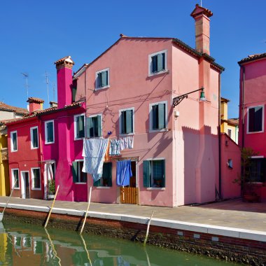 Burano Adası