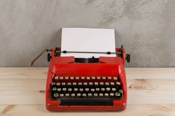 Vintage Schrijfmachine Tafel Met Blanco Papier Houten Bureau Concept Voor — Stockfoto