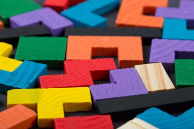 İş yaratıcı çözüm konsepti - tahtadaki yapboz