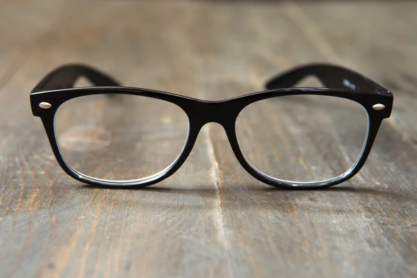 Lectura de gafas, profundidad de campo poco profunda — Foto de Stock