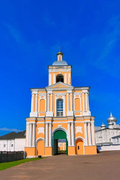 Convento Varlaamo-Khutyn Spaso-Preobrazhensky, siglo XII . —  Fotos de Stock