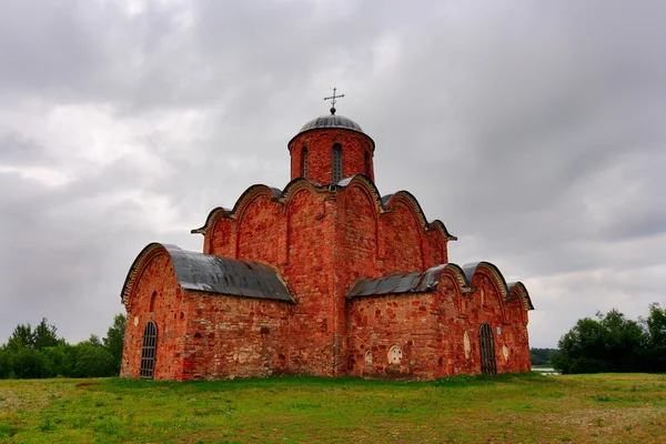 Igreja do Salvador em Kovalev . — Fotografia de Stock