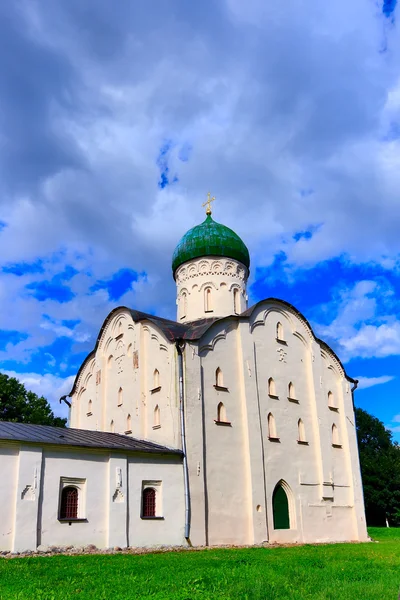 Kościół Creek na Theodore. Veliky Novgorod. — Zdjęcie stockowe