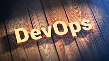 Ahşap plakalar üzerinde kelime Devops