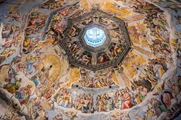 The Last Judgement on the cupola of the Duomo — Stock Photo, Image