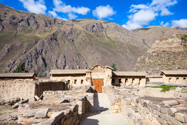 Ollantaytambo Inca arruinó la ciudad — Foto de Stock