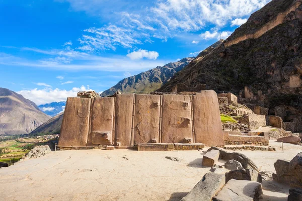 Ollantaytambo Inca arruinó la ciudad — Foto de Stock