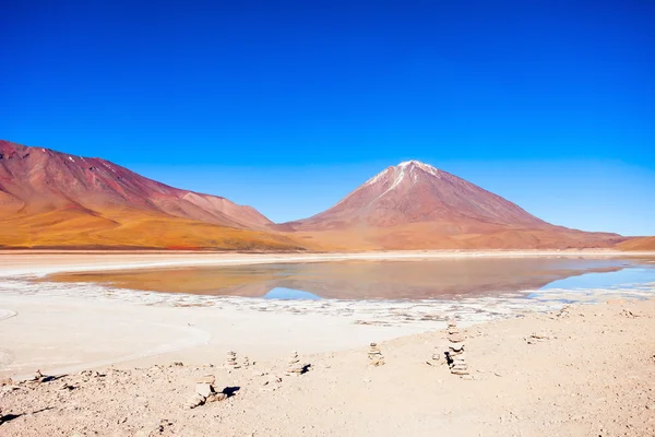 Volcán Licancabur en Bolivia — Foto de Stock