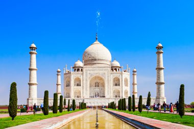 The Taj Mahal clipart