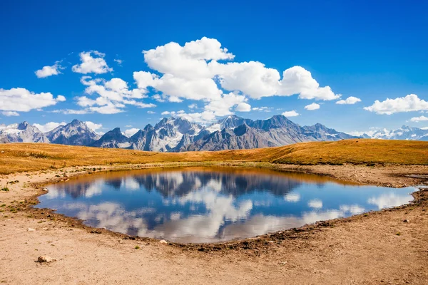 Koruldi Lake, Swanetia — Zdjęcie stockowe