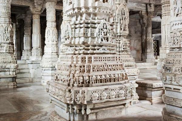 Templo interior de Ranakpur — Foto de Stock