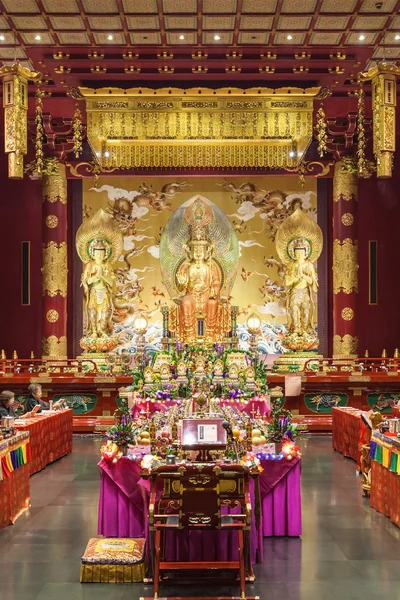 Buddha Tooth Temple — Stock Photo, Image