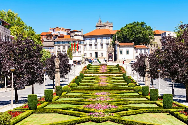 Jardín en Guimaraes — Foto de Stock