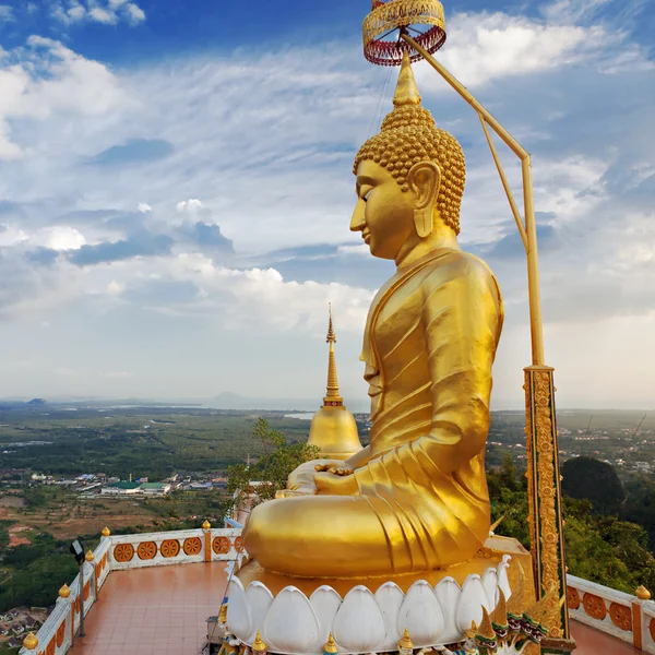 Große Buddhastatue — Stockfoto