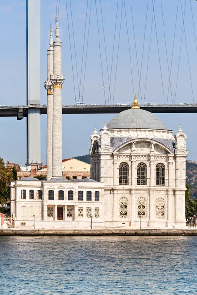 The Dolmabahce Mosque — Stock Photo, Image