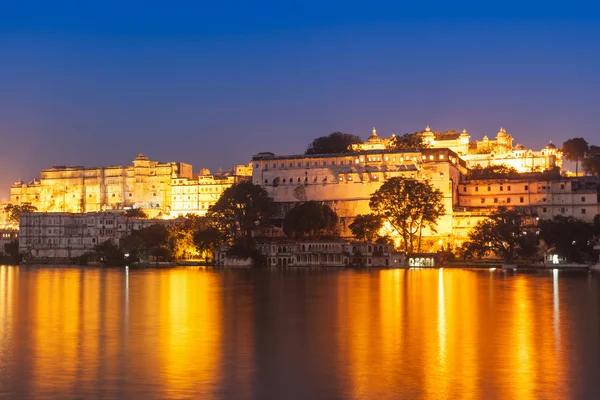 Palacio de la ciudad de Udaipur — Foto de Stock