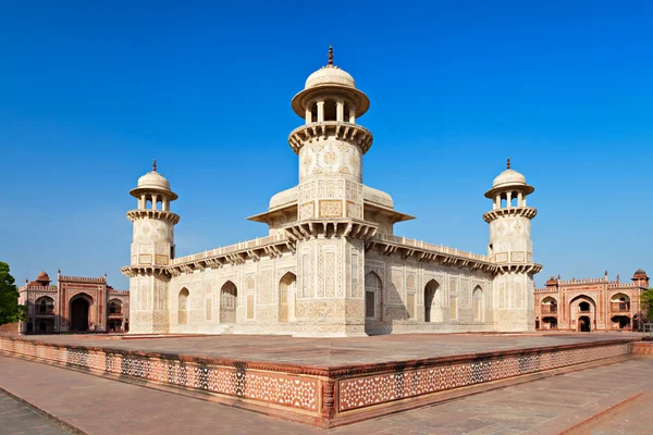 Itimad ud Daulahs palace — Stockfoto