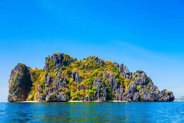 Landskap Den Vackra Bergsklippan Havet Nido Provinsen Palawan Filippinerna — Stockfoto