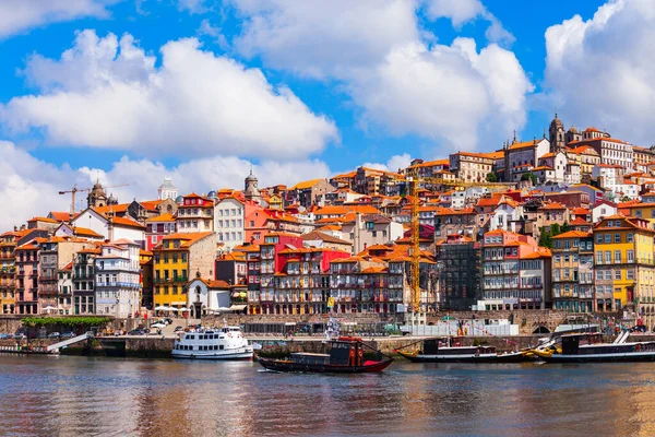 Rio Douro Casas Locais Com Telhados Laranja Cidade Porto Vista — Fotografia de Stock