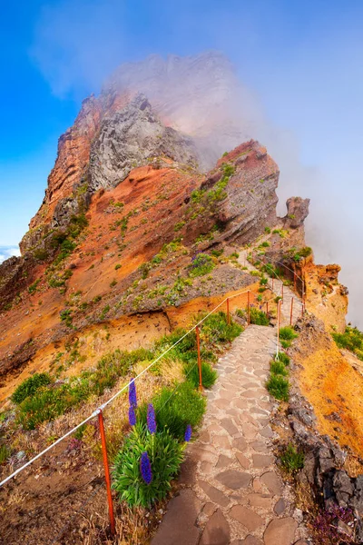 Pico Arieiro Pico Ruivo Trek Mysty Landscape Portuguese Madeira Island — 스톡 사진