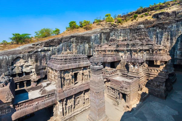 カイラサ Kailasa またはカイラシュ Kailash Kailash インド マハラシュトラ州のエローラ洞窟にある最大の岩窟寺院 — ストック写真