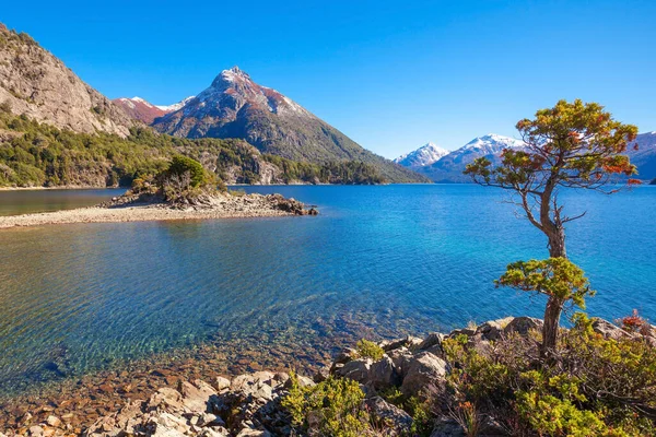 Krásné Jezero Horské Krajiny Nahuel Huapi Národního Parku Který Nachází — Stock fotografie
