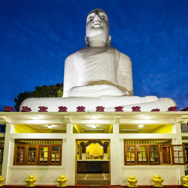 Bahirawa Kanda Bahirawakanda Estatua Buda Vihara Kandy Sri Lanka Atardecer —  Fotos de Stock