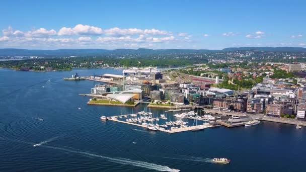 Vista aérea de Aker Brygge, Oslo — Vídeo de stock