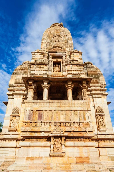 迈拉寺 Meera Temple 是印度拉贾斯坦邦奇托加尔市奇托尔堡的一座寺庙 — 图库照片