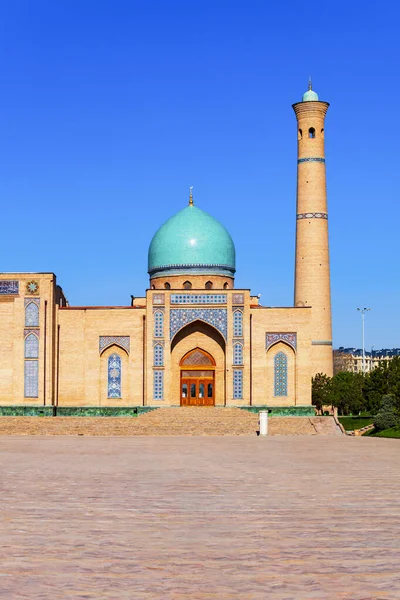 Hazrati Imam Mosque Mubarak Madrasah Complex Center Tashkent City Uzbekistan — Stock Photo, Image