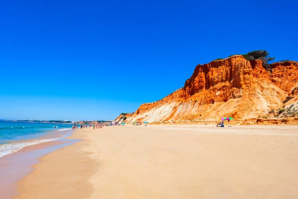 Strand Von Falesia Mit Wunderschönen Kalksteinklippen Der Stadt Albufeira Algarve — Stockfoto