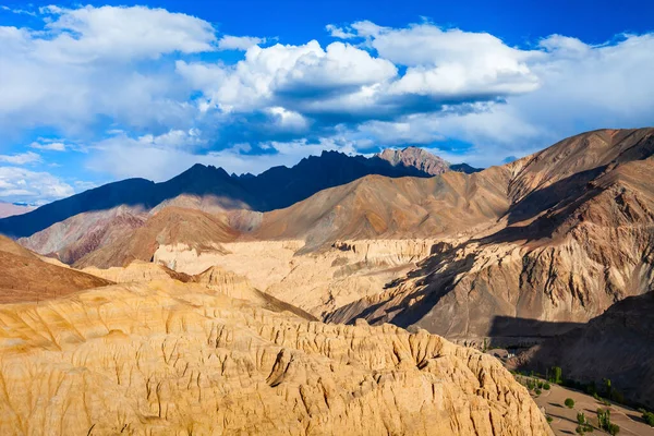 Maanvallei Moonland Bij Lamayuru Dorp Ladakh Het Noorden Van India — Stockfoto
