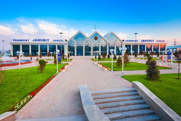 Taskent Uzbekistán Abril 2021 Yuzhny Vokzal Principal Estación Tren Pasajeros — Foto de Stock