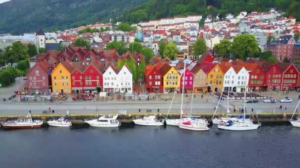 Luchtfoto Bryggen, Noorwegen — Stockvideo