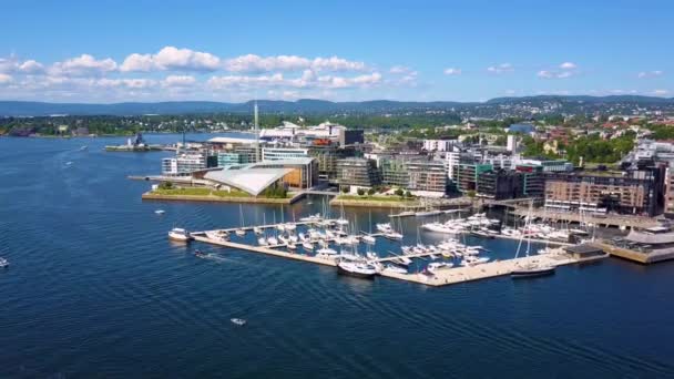 Vista aérea de Aker Brygge, Oslo — Vídeo de stock