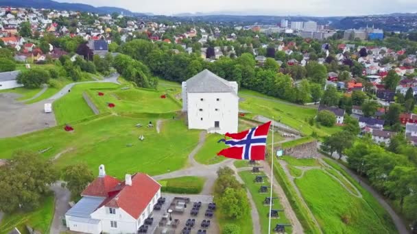 Kristiansten Vista aérea de la fortaleza, Noruega — Vídeo de stock