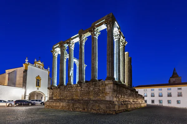 Temple romain, Evora — Photo