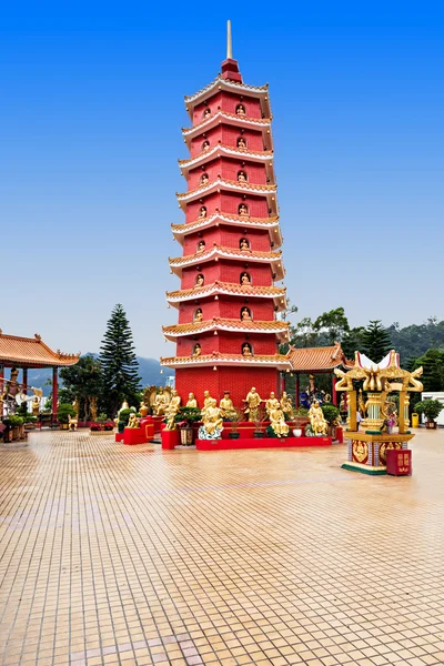 Ten Thousand Buddhas Monastery — Stock Photo, Image