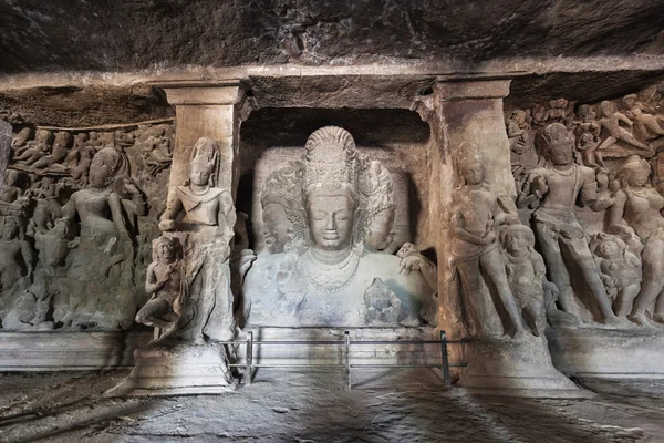 Elephanta Island caves — Stock Photo, Image