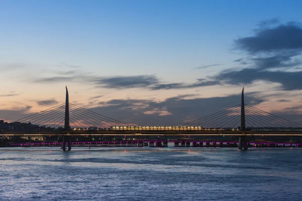 U-Bahn-Brücke, Istanbul — Stockfoto