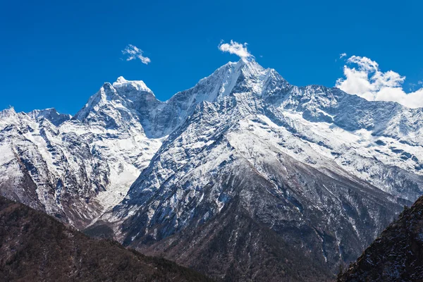 珠穆朗玛峰地区山 — 图库照片