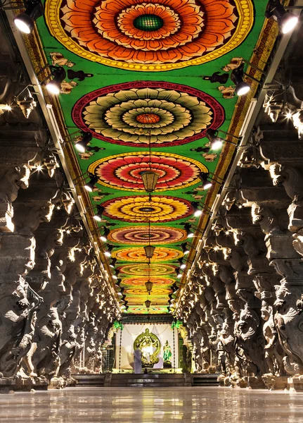 Dentro del Templo Meenakshi —  Fotos de Stock