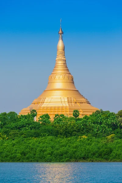 Vipassana pagode global — Fotografia de Stock