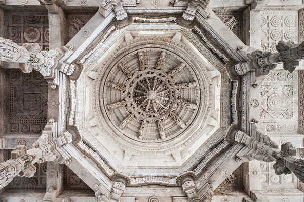 Ranakpur Temple interior — Stock Photo, Image