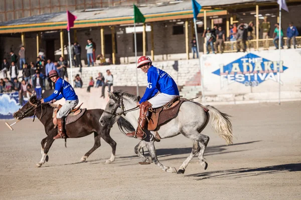 Unidentified polo players at the match — Stock Photo, Image