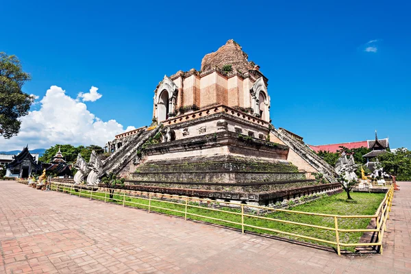 Wat Chedi Luang — Zdjęcie stockowe