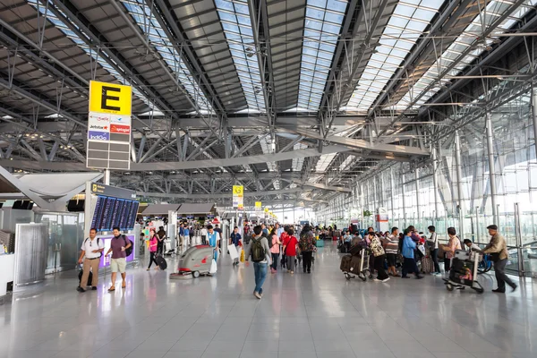 Internationale luchthaven Suvarnabhumi — Stockfoto